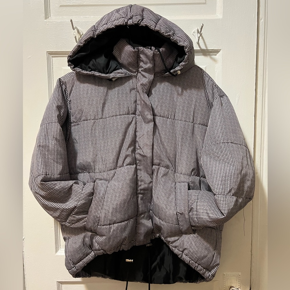 Lightly worn Puffer jacket
